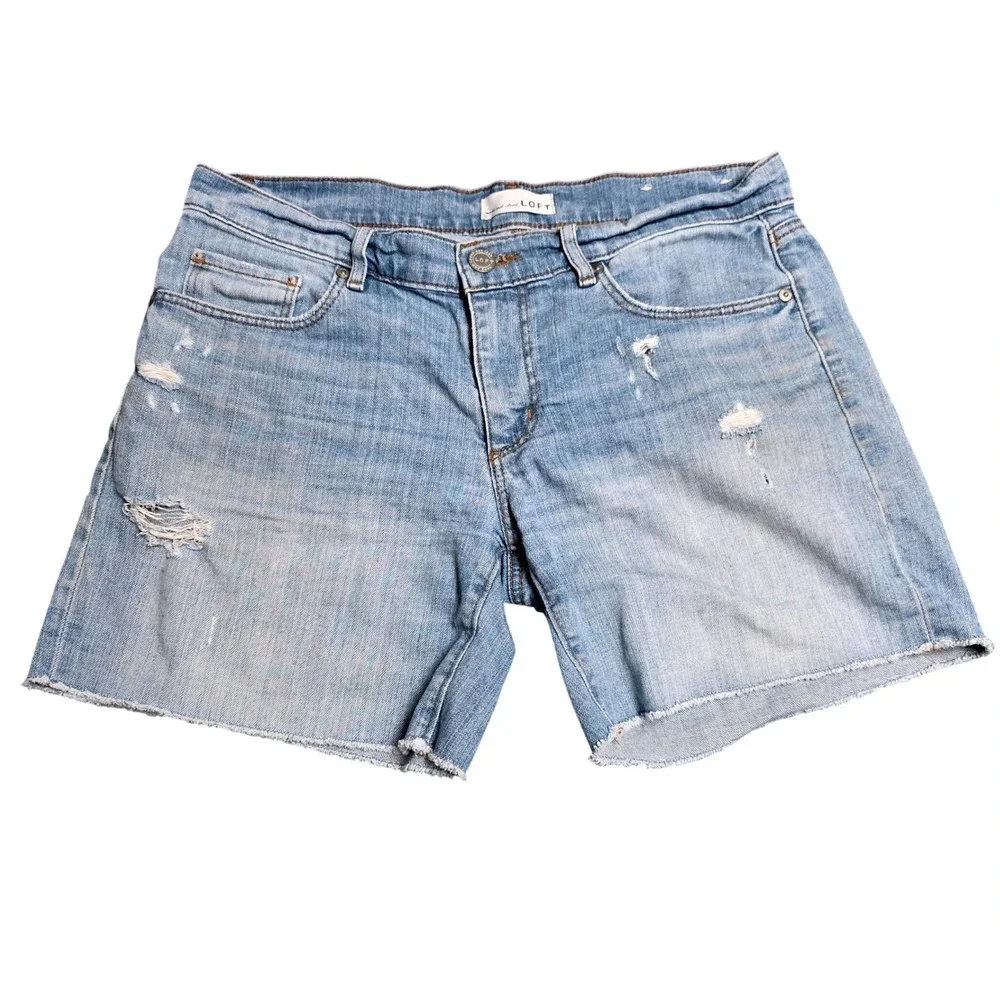 LOFT Denim Jean Shorts Women's Size 6 28 Blue Light Wash‎ Distressed Raw Hem